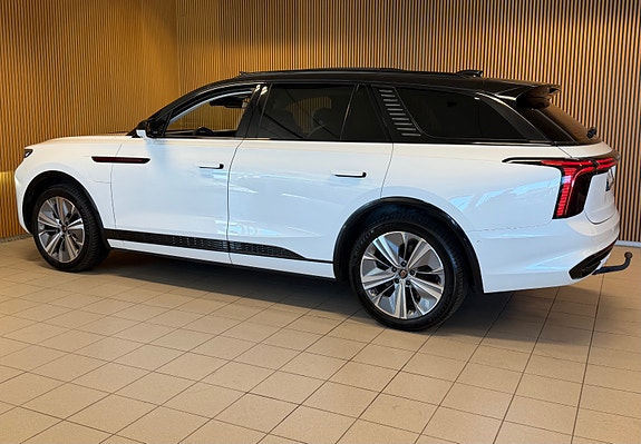 Hongqi E-HS9 8 of 30