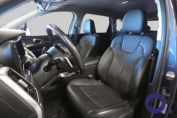 Kia Sorento 13 of 30