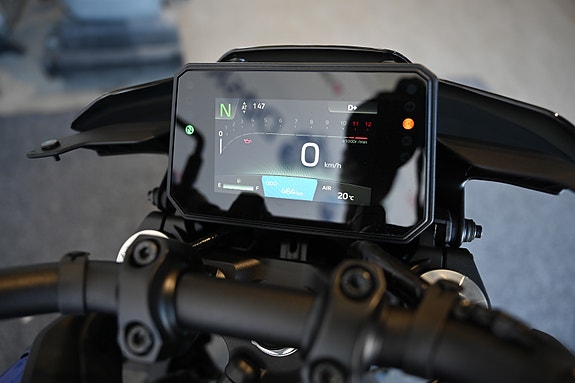 Yamaha MT-09 8 of 8