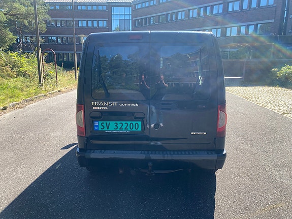 Ford Transit Connect 5 of 11