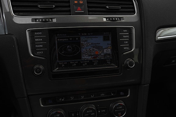 Volkswagen Golf Alltrack 21 of 22