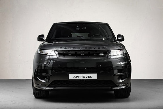 Land Rover Range Rover Sport 3 of 30