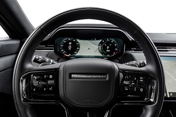 Land Rover Range Rover Sport 17 of 30