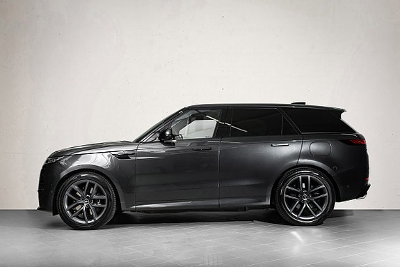 Land Rover Range Rover Sport 8 of 30
