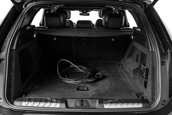 Land Rover Range Rover Sport 26 of 30