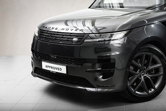 Land Rover Range Rover Sport 4 of 30