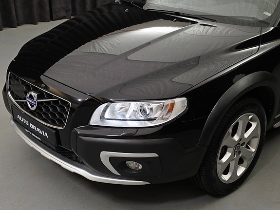 Volvo XC70 12 of 30