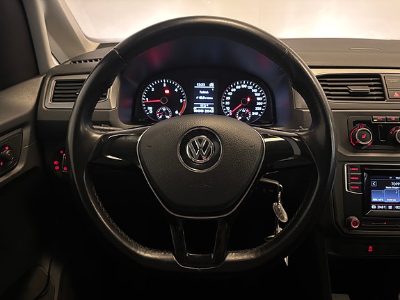 Volkswagen Caddy 16 of 25