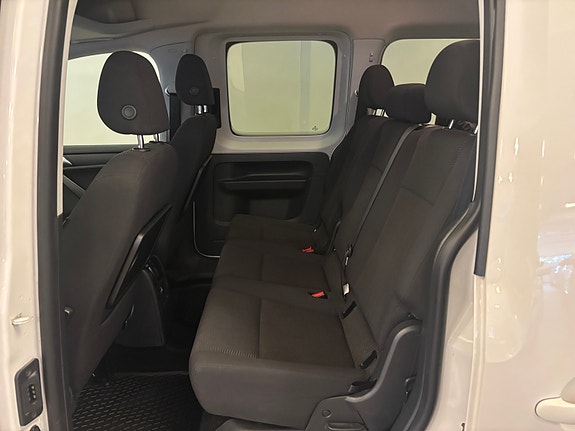 Volkswagen Caddy 14 of 25