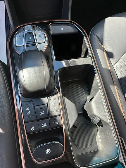 Hyundai IONIQ 6 of 11