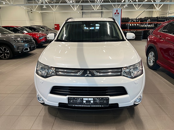 Mitsubishi Outlander 4 of 10