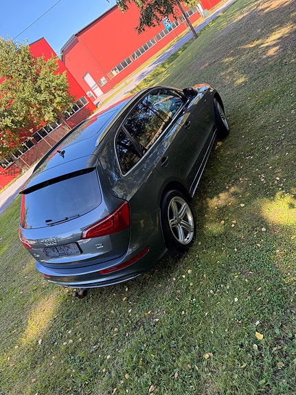 Audi Q5 8 of 27