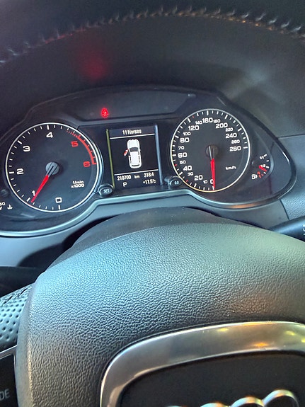 Audi Q5 15 of 27