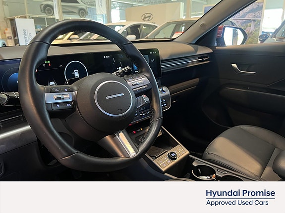 Hyundai Kona 14 of 28