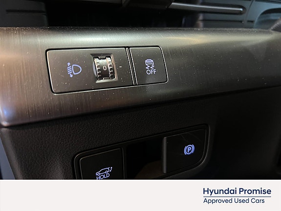 Hyundai Kona 17 of 28