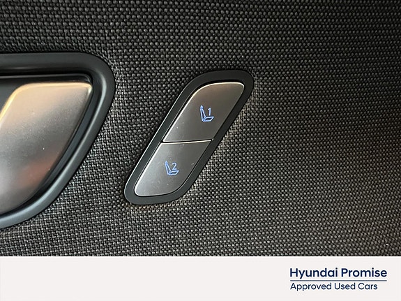 Hyundai Kona 16 of 28