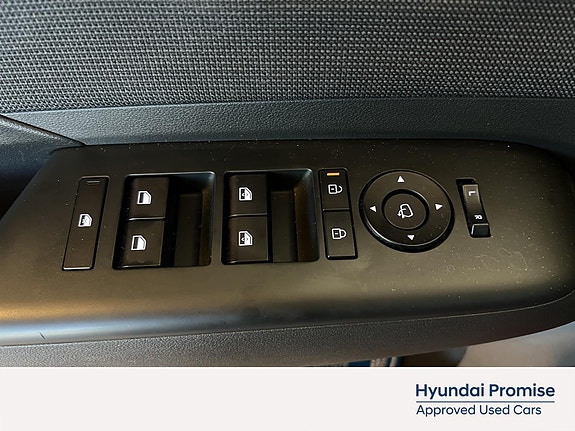 Hyundai Kona 15 of 28