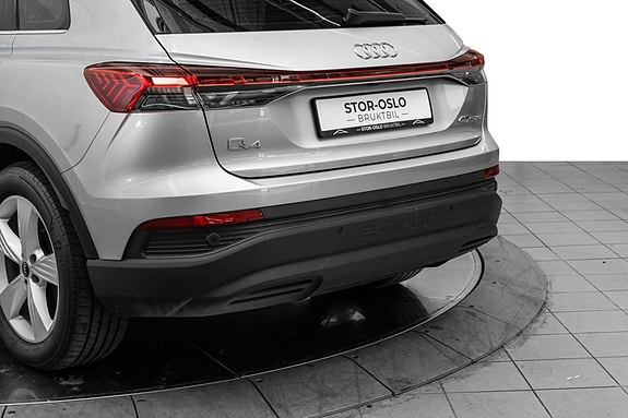 Audi Q4 e-tron 6 of 25
