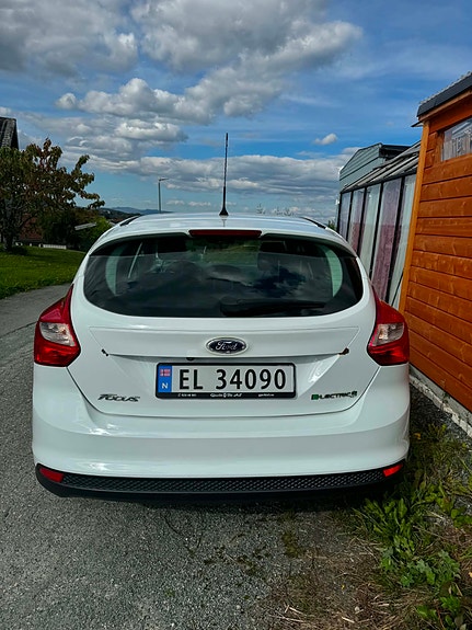 Ford Focus 2 of 30