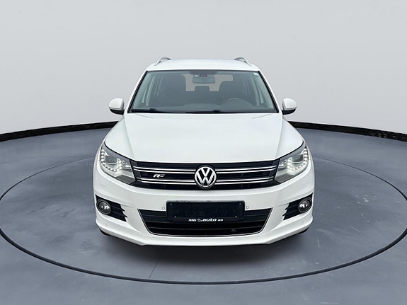 Volkswagen Tiguan 8 of 15