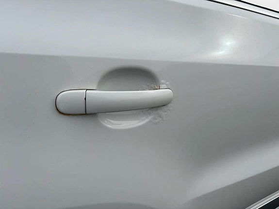 Volkswagen Tiguan 10 of 15
