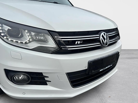 Volkswagen Tiguan 9 of 15