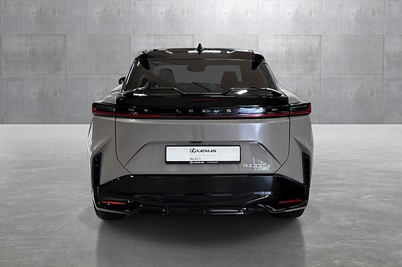 Lexus RZ550e 4 of 30