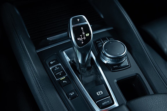 BMW X6 27 of 27