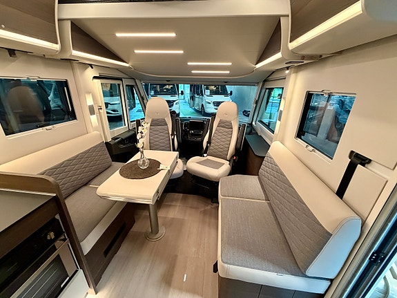 Bilde 17 av Adria Sonic Supreme 700DL. 2,2-180HK.Aut.