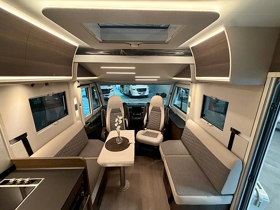 Bilde 16 av Adria Sonic Supreme 700DL. 2,2-180HK.Aut.