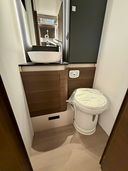 Bilde 25 av Adria Sonic Supreme 700DL. 2,2-180HK.Aut.