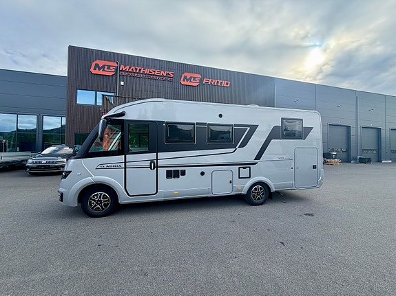 Bilde 2 av Adria Sonic Supreme 700DL. 2,2-180HK.Aut.