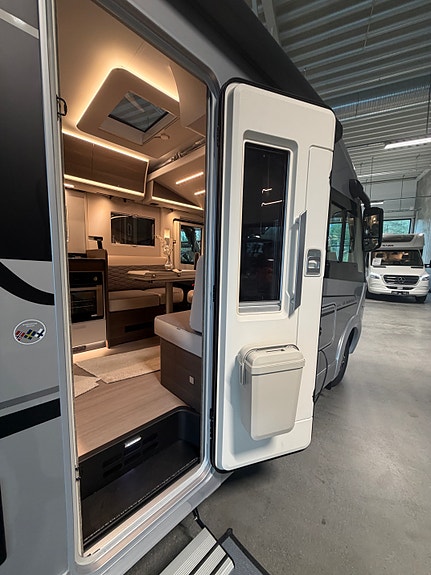 Bilde 34 av Adria Sonic Supreme 700DL. 2,2-180HK.Aut.