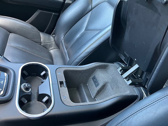 Porsche Cayenne S 22 of 30