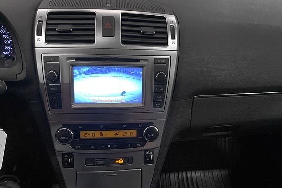 Toyota Avensis 10 of 14