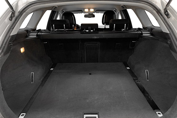 Toyota Avensis 13 of 14