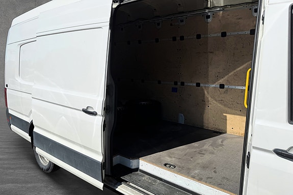 Volkswagen Crafter 15 of 30