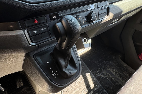 Volkswagen Crafter 30 of 30