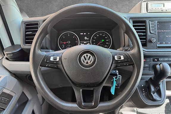 Volkswagen Crafter 25 of 30