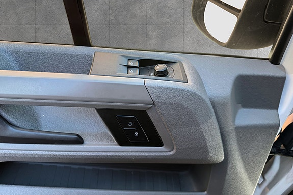 Volkswagen Crafter 18 of 30