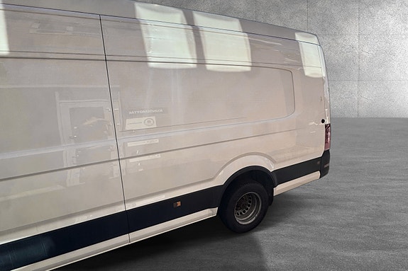 Volkswagen Crafter 7 of 30