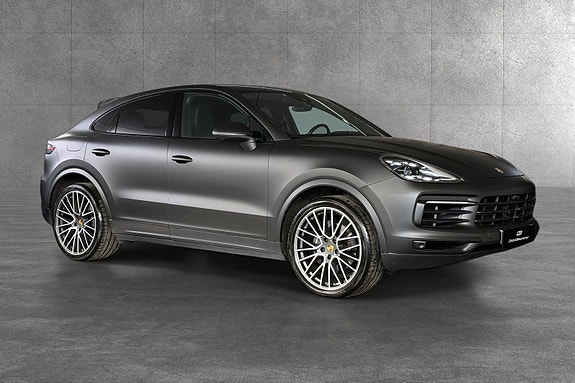 Porsche Cayenne 11 of 30