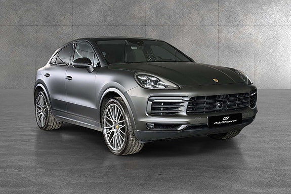 Porsche Cayenne 12 of 30