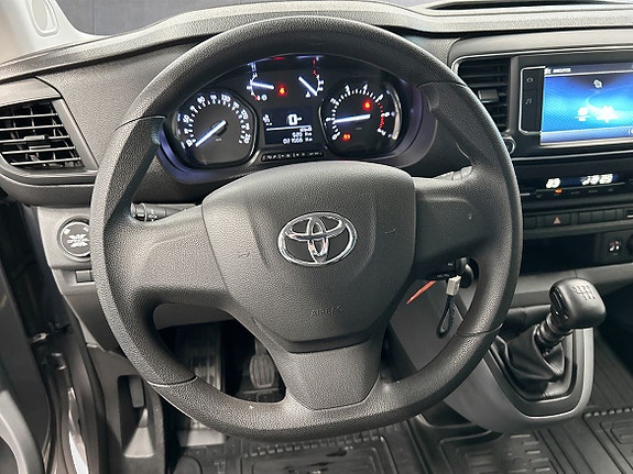 Toyota Proace 9 of 26