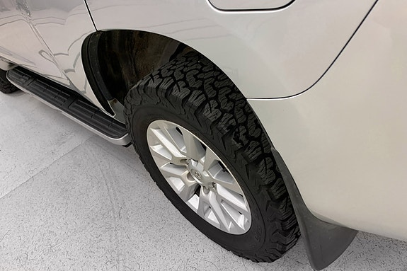Toyota Land Cruiser 14 of 15