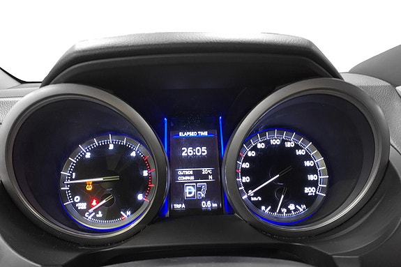 Toyota Land Cruiser 8 of 15