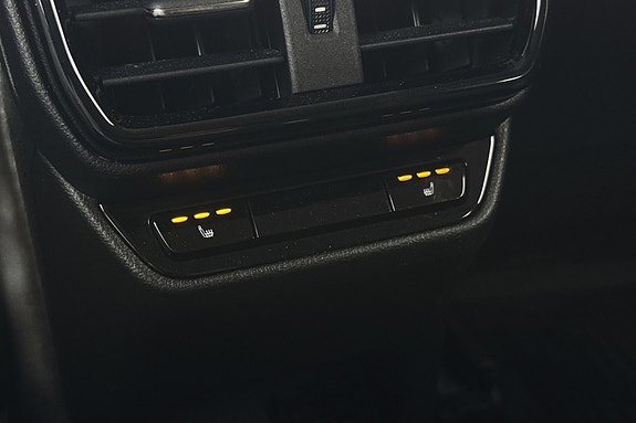 Lexus NX450h 20 of 30