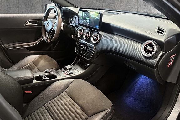 Mercedes-Benz A45 19 of 30