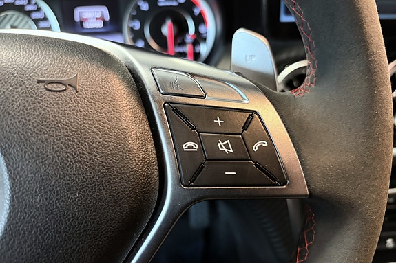 Mercedes-Benz A45 25 of 30