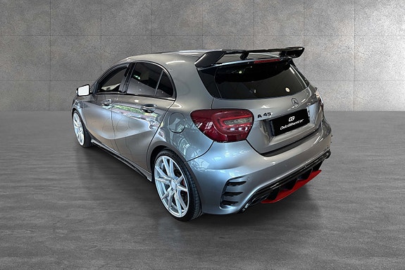 Mercedes-Benz A45 4 of 30